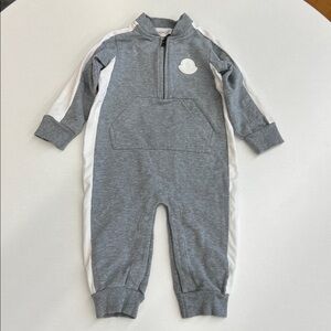 Moncler baby long sleeve onesie one piece with logo patch gray and white 9/12 mo